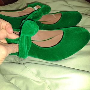 Velvet heels. Size 10